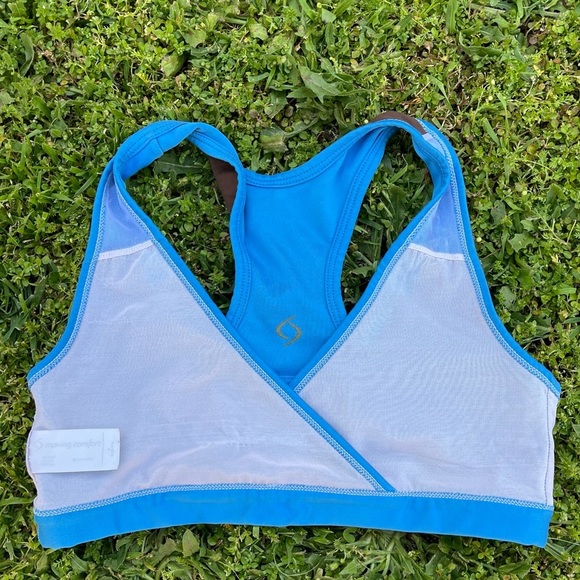 Moving Comfort blue Sports Bra size small 32AB-34A Preowned thin no padding - Picture 4 of 5